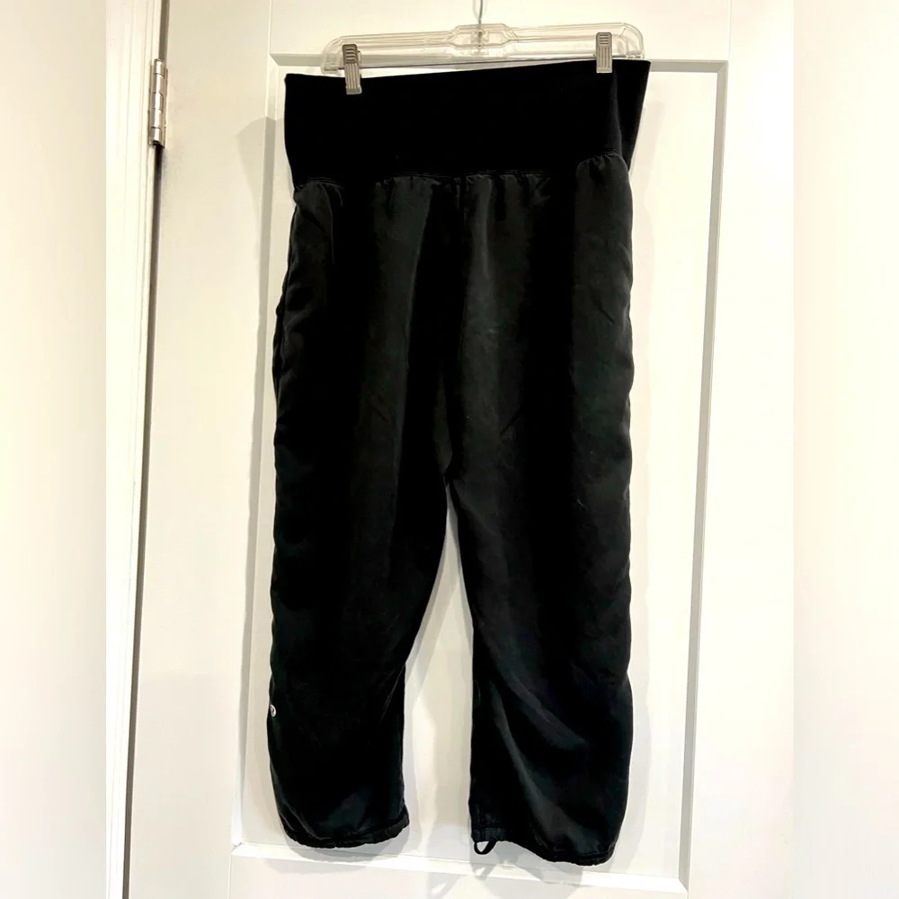 Lululemon chambray capri Size 8 (without tag)